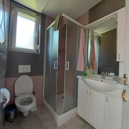 Apartma Lubiana شقة *